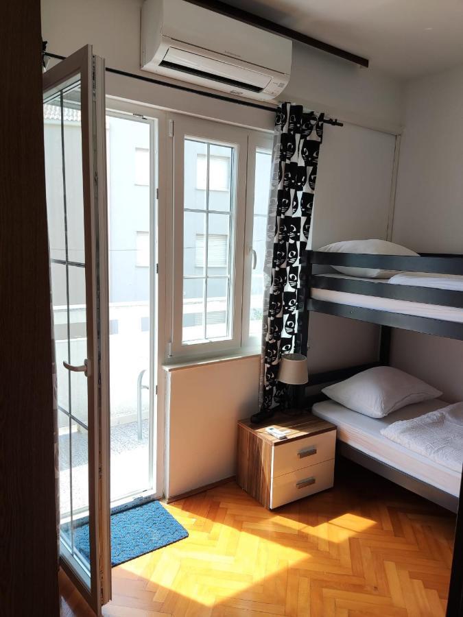 Central Single House With Parking-Top Location! Novalja Ngoại thất bức ảnh